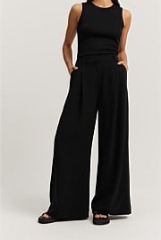 Soft Pleat Pant