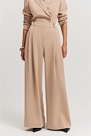 Soft Pleat Pant