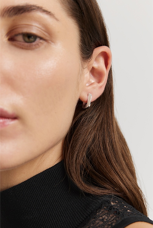 Lottie Mini Hoop Earring