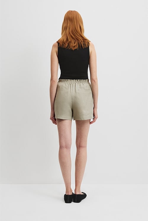 Organically Grown Linen Relaxed Short