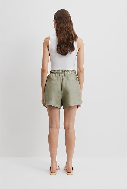 Organically Grown Linen Relaxed Short