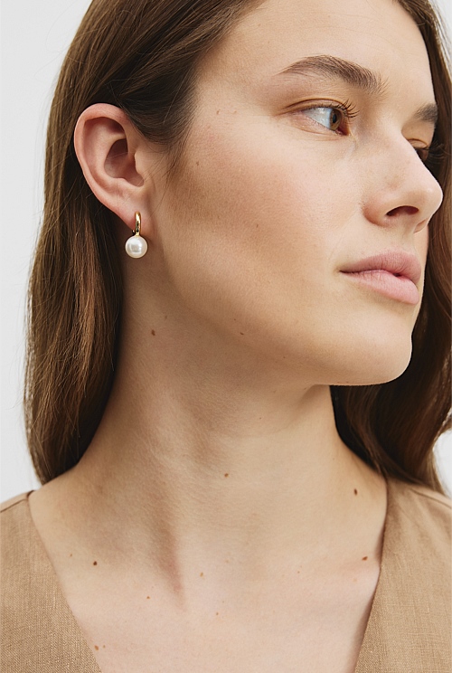 Sleeper Pearl Drop Earring