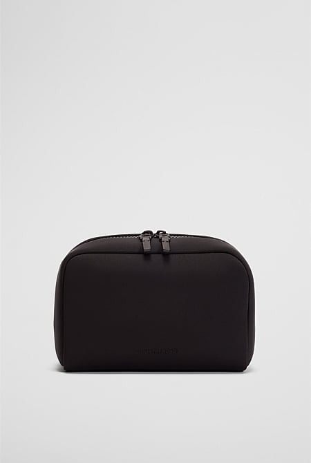 CR Zip Neoprene Medium Cosmetic Case