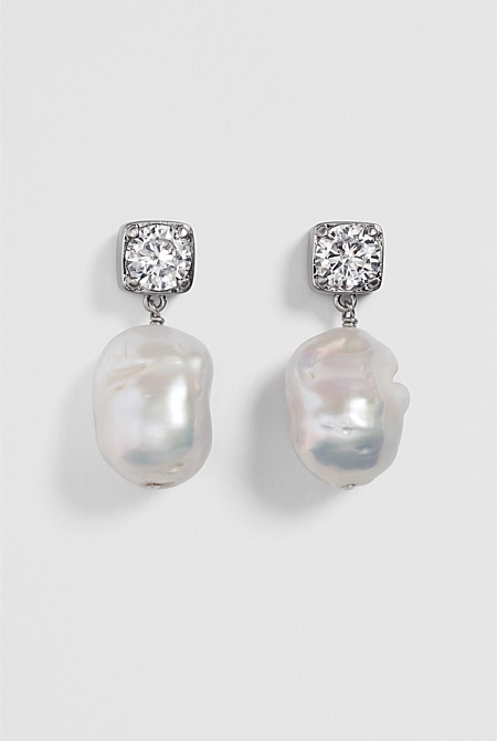 Crystal Pearl Drop Earring