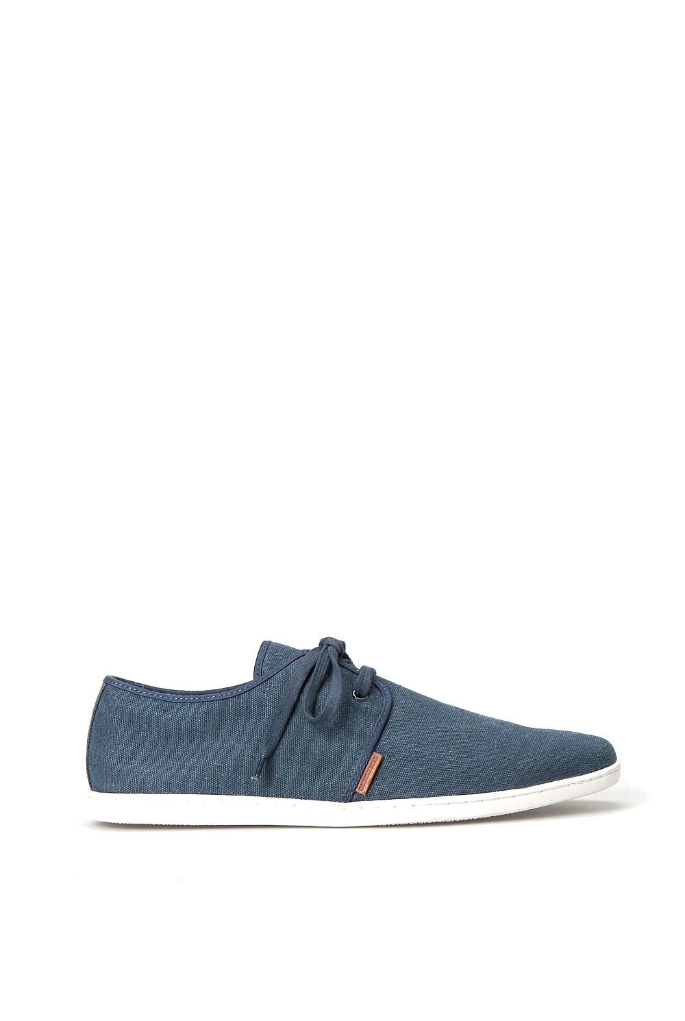 Corton Canvas Trainer