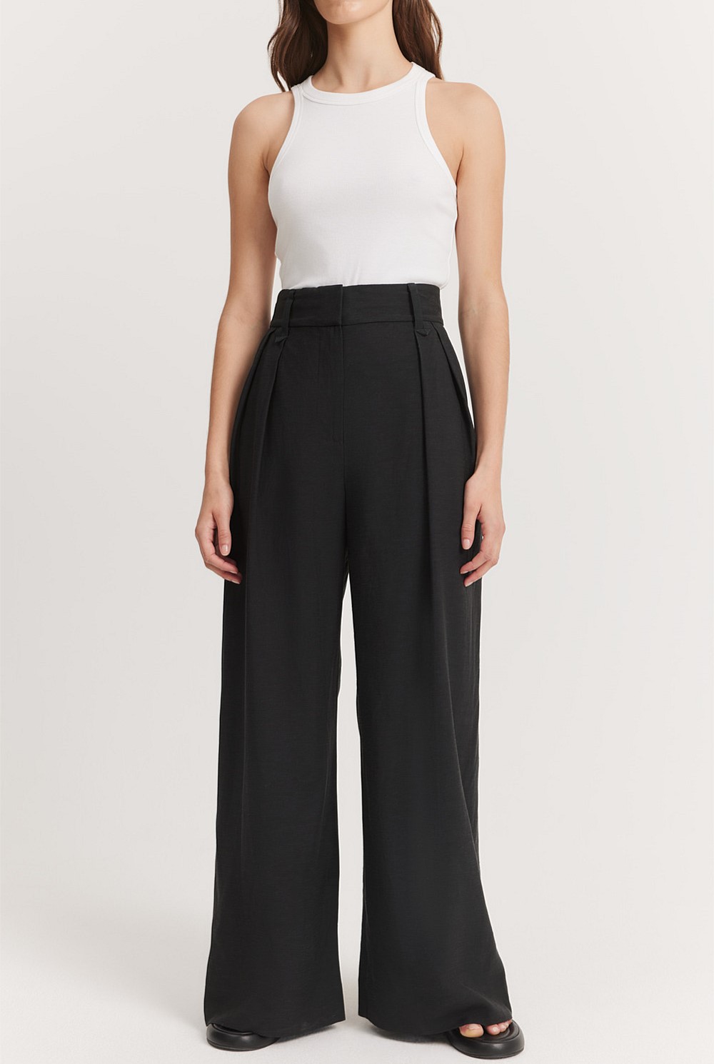 Pleat Detail Pant