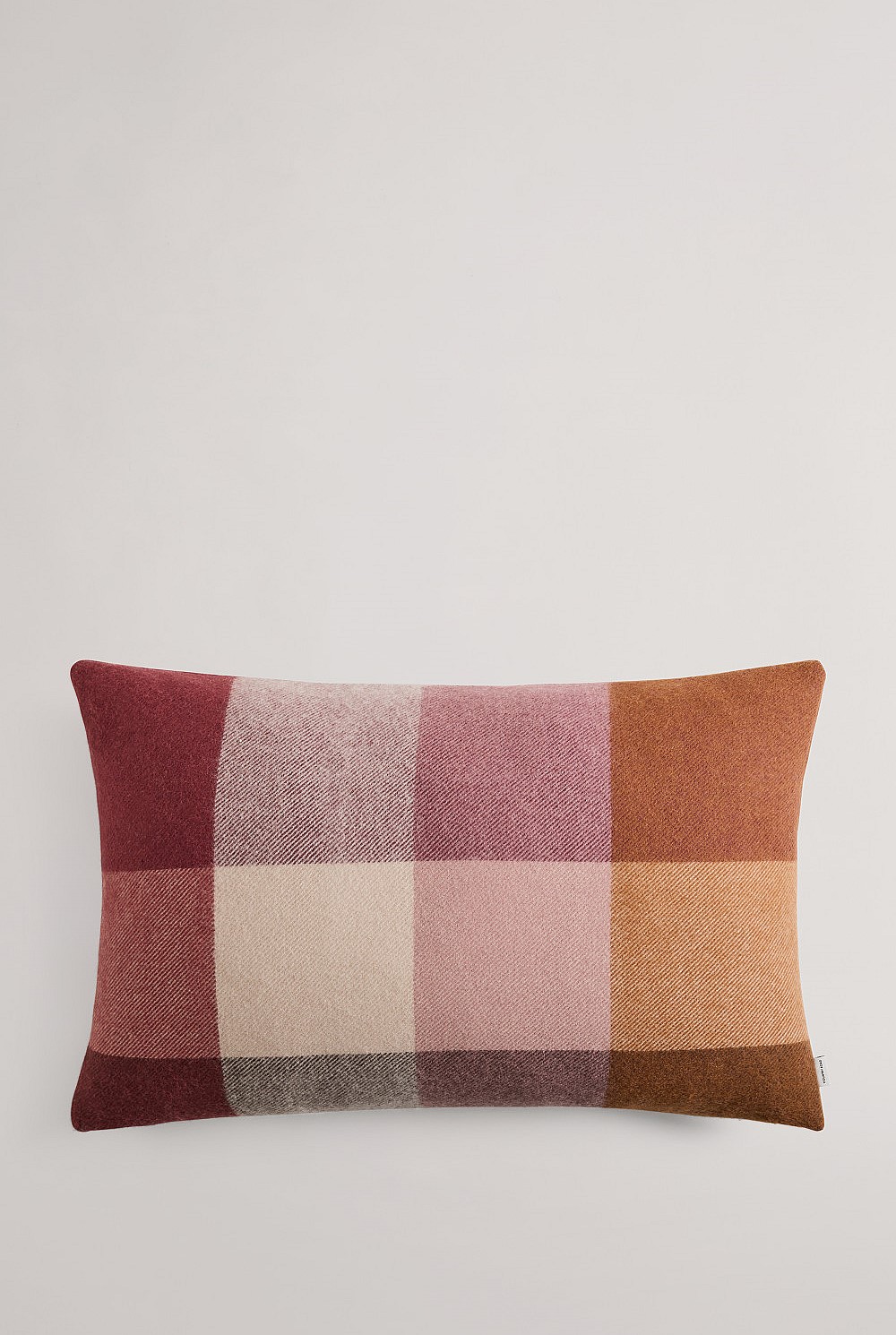 Rita 40x60 Cushion