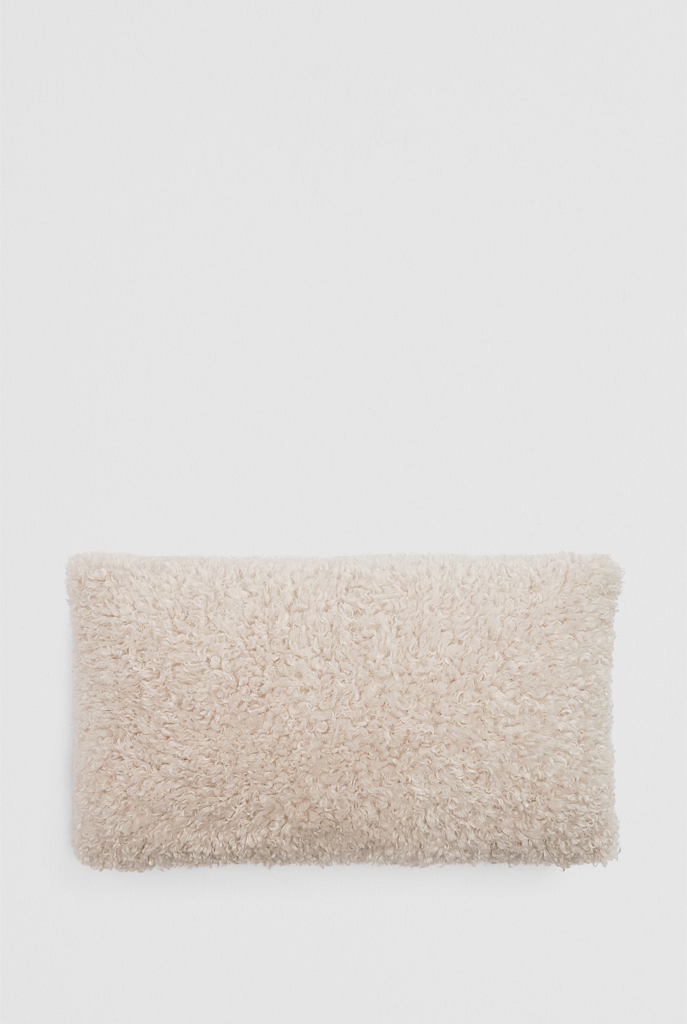 Ruby 35x60 Cushion