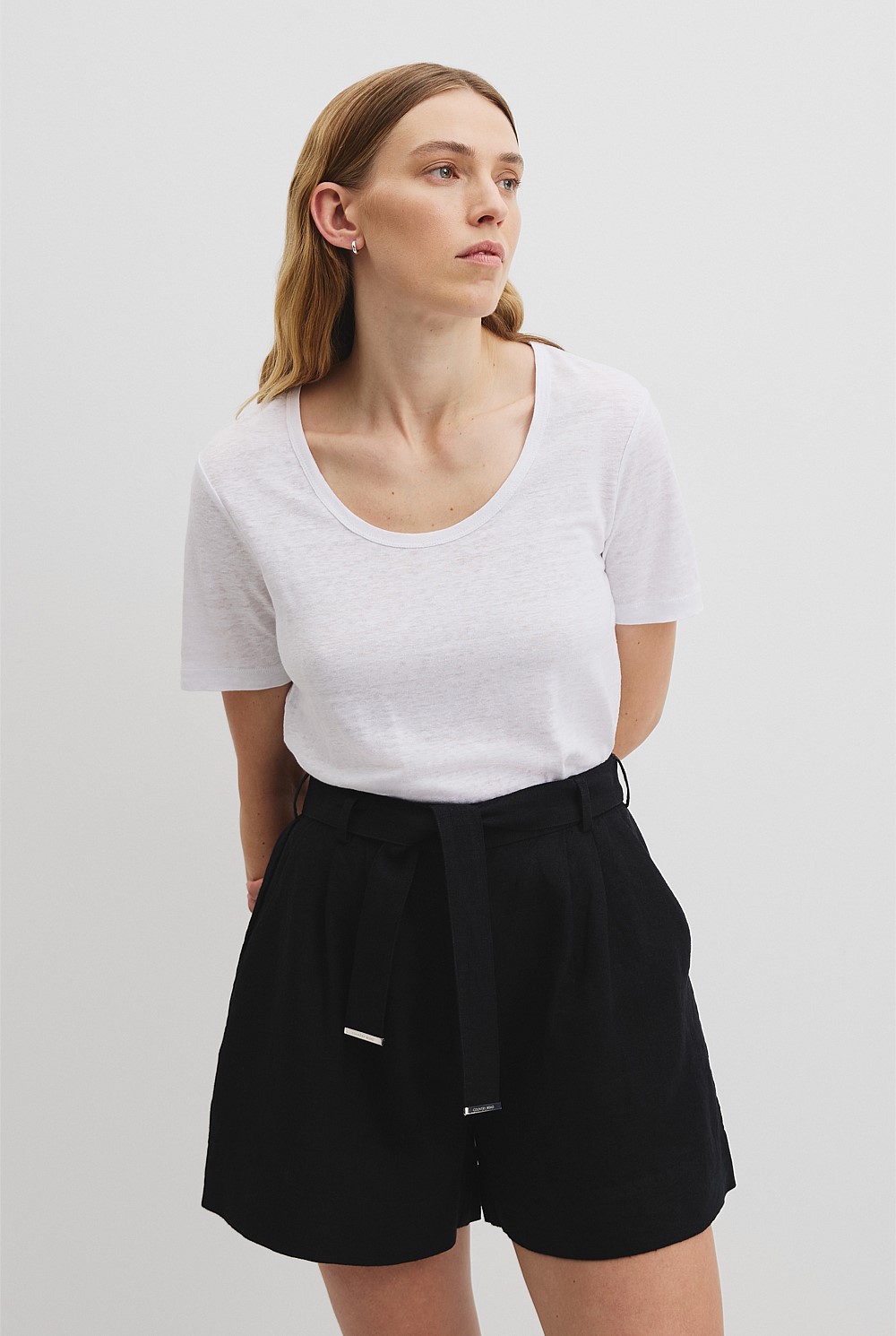 Linen Scoop Neck T-Shirt