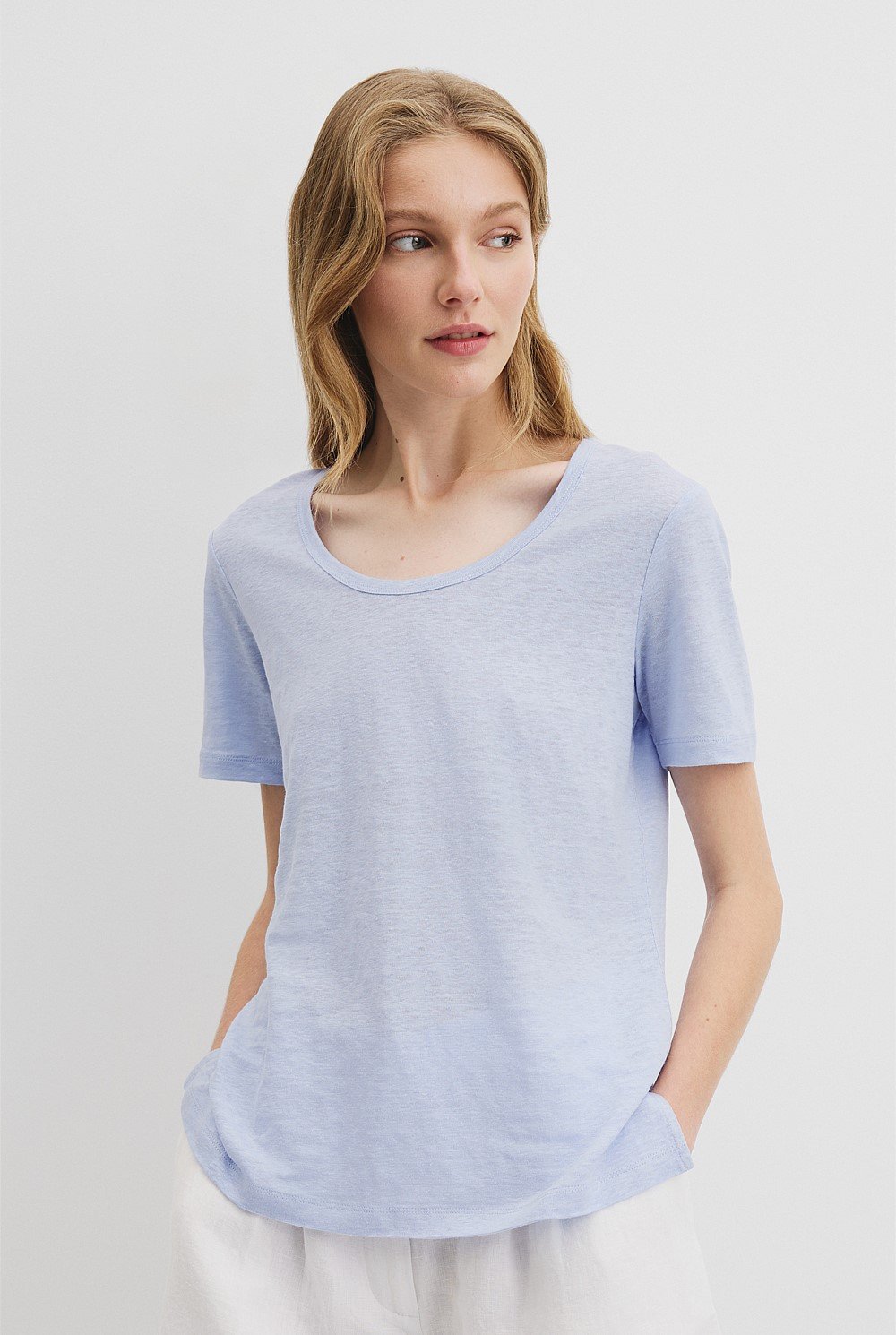 Linen Scoop Neck T-Shirt