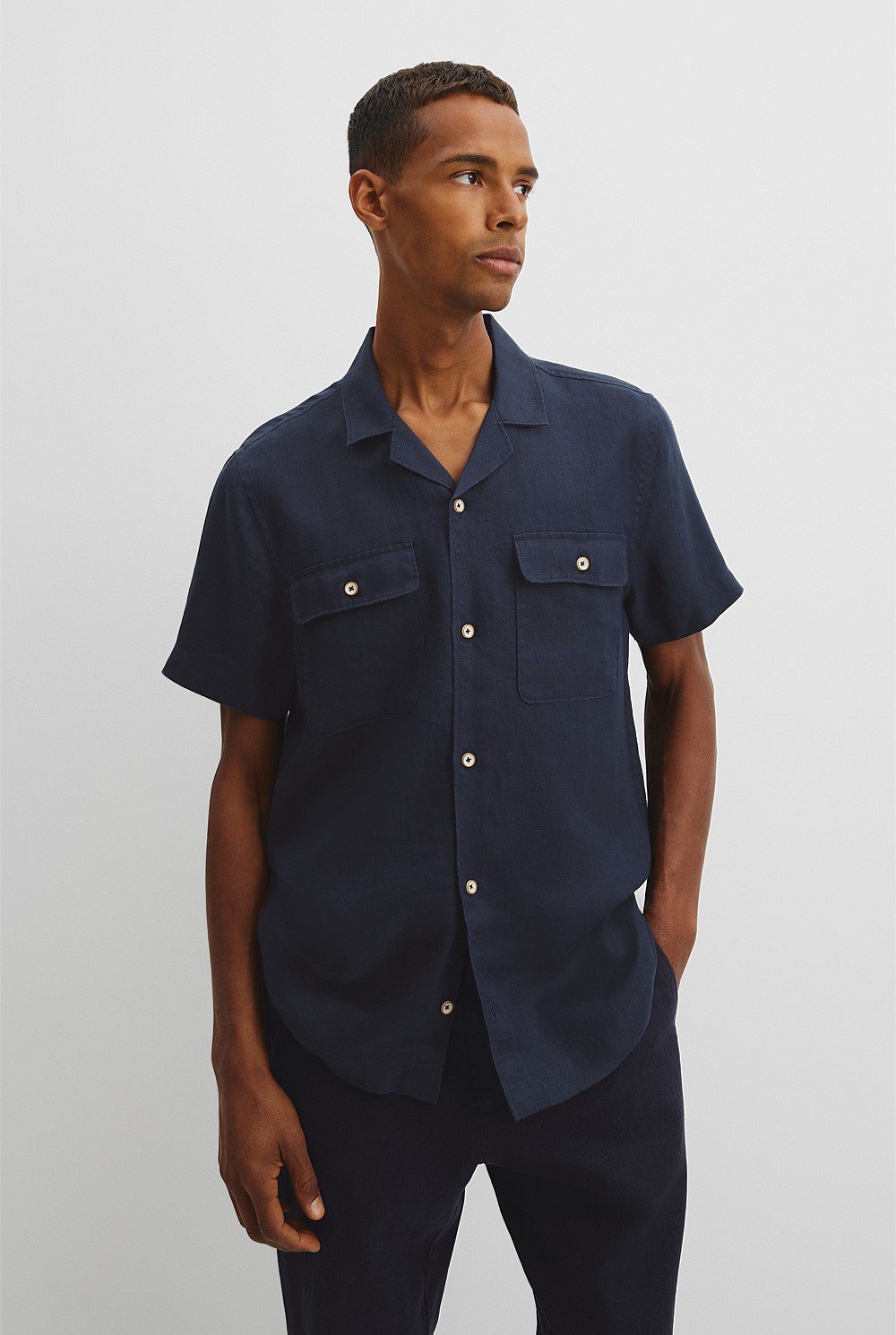 Double Pocket Textured Linen Short Sleeve Shirt