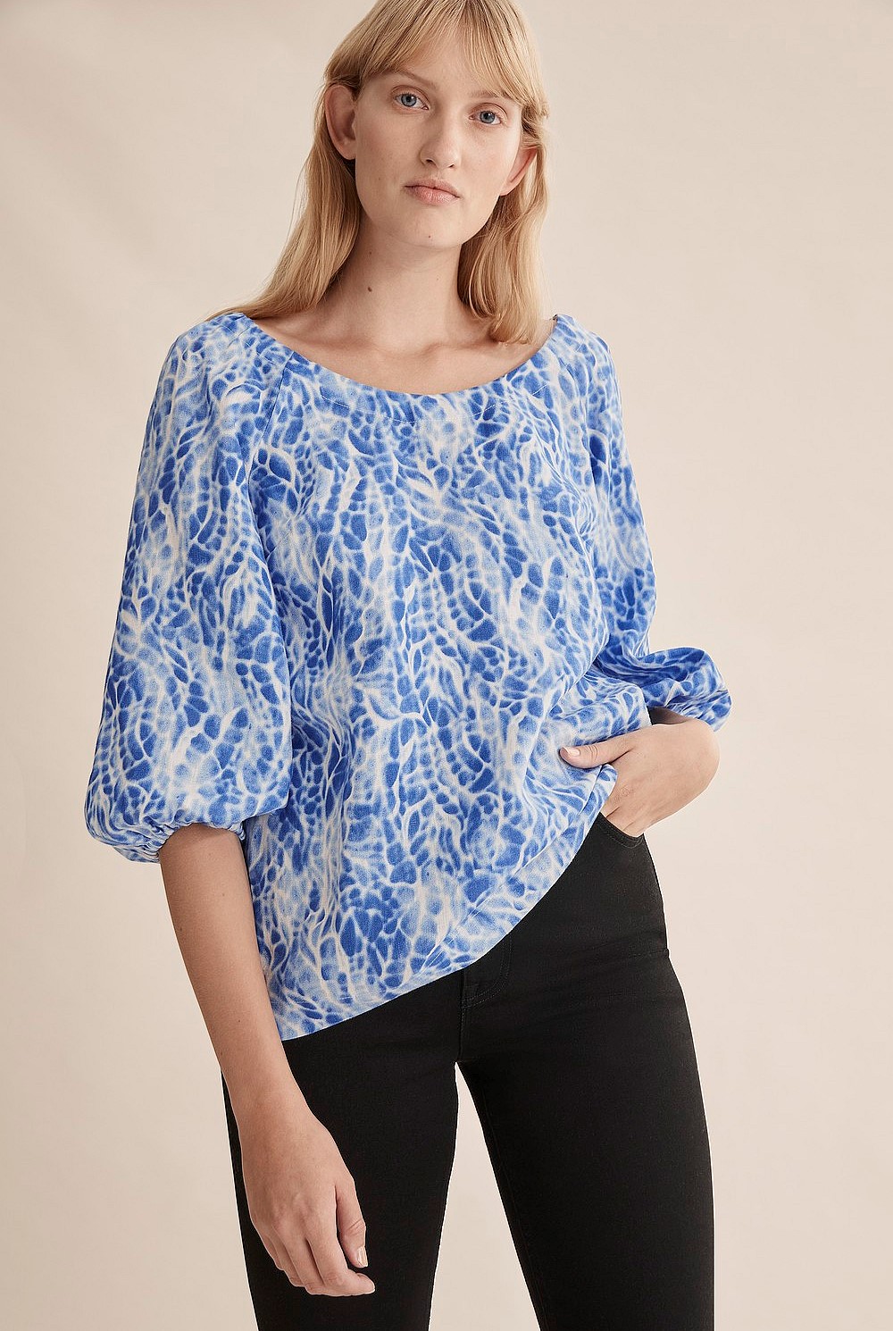 Linen Puff Sleeve Top
