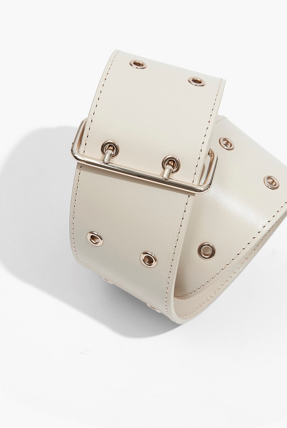 Wide Eyelet Belt