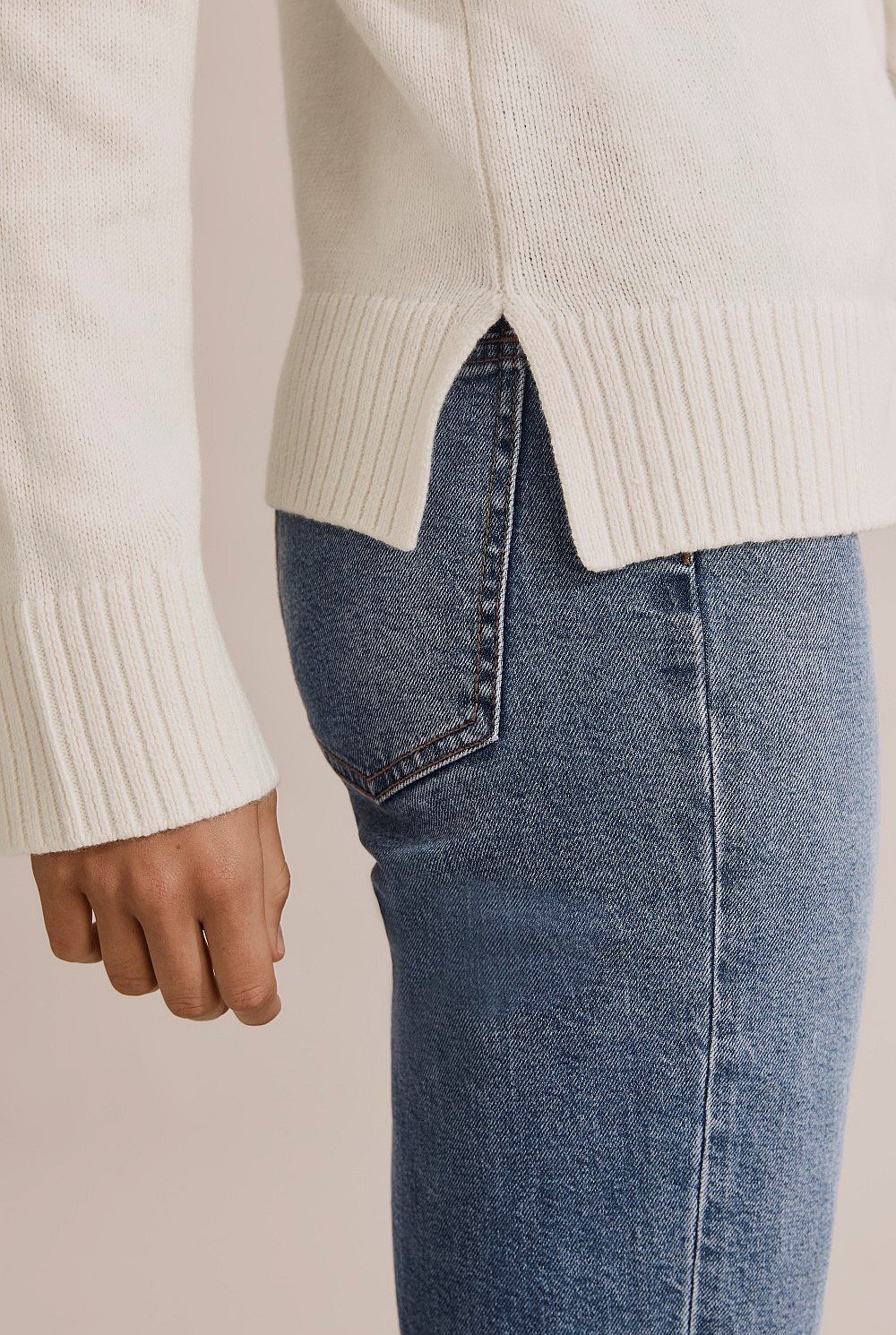 Wool High Neck Knit