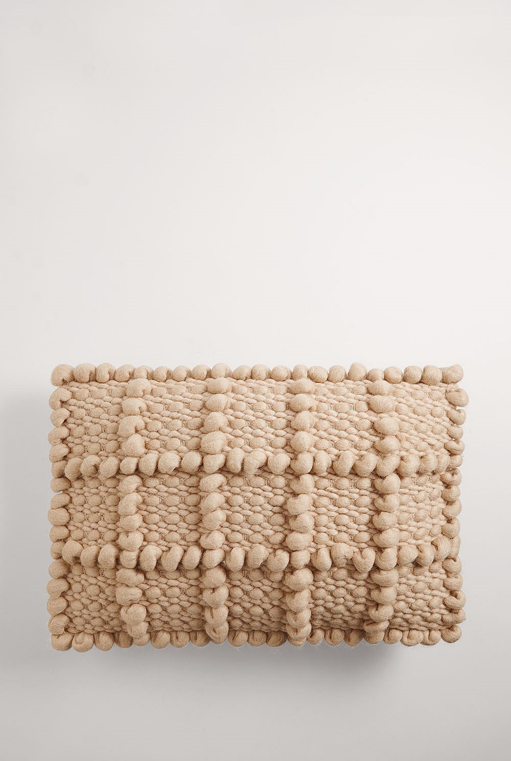 Coen 35x50 Cushion