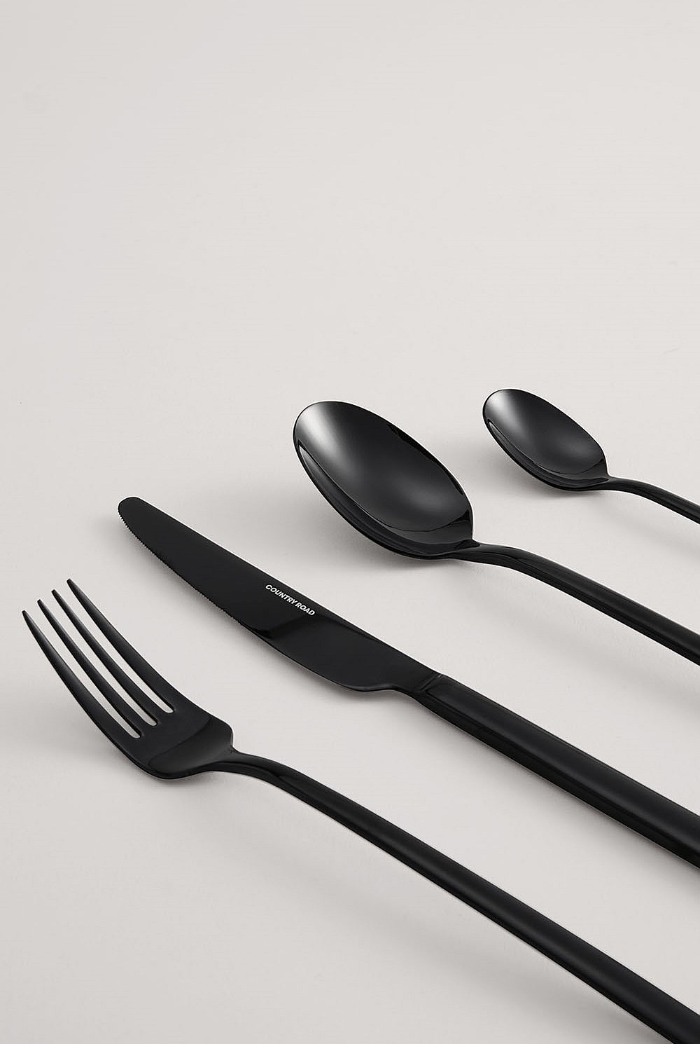 Kyron 16 Piece Cutlery Set