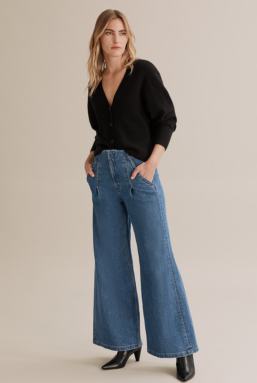 Boucle Cardigan