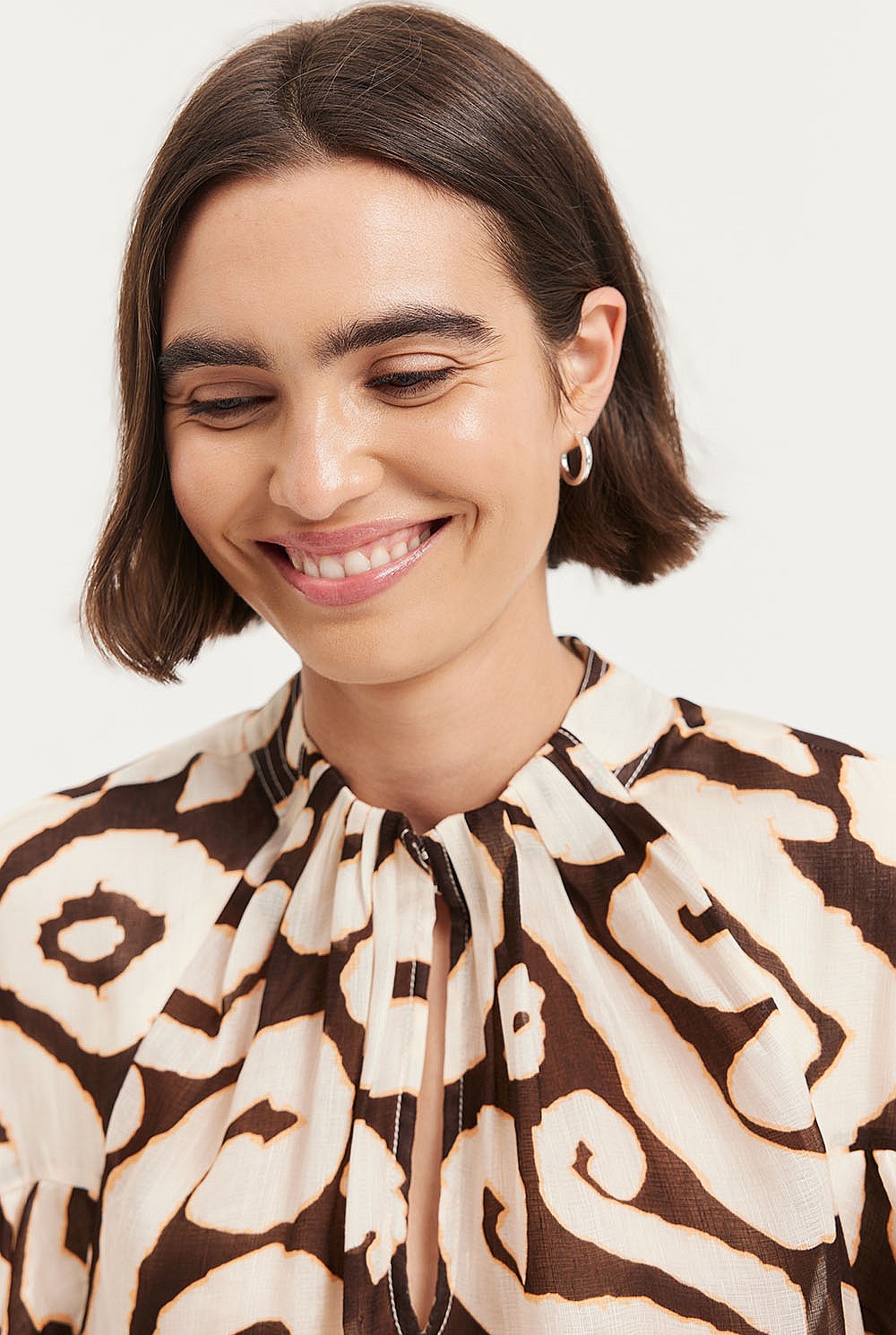 Print Tuck Detail Blouse