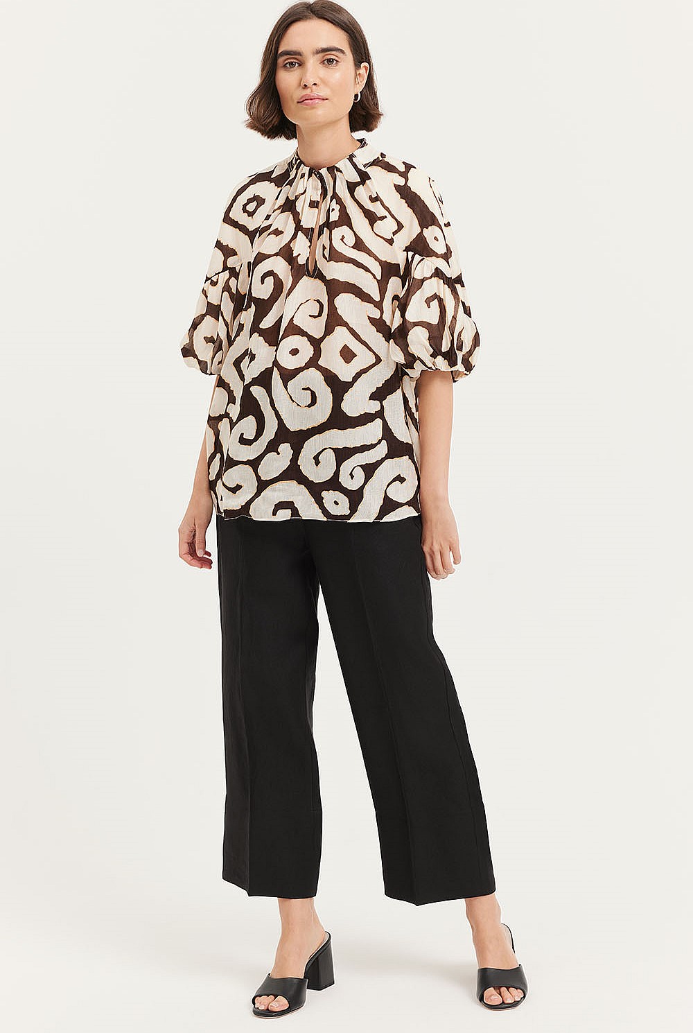 Print Tuck Detail Blouse