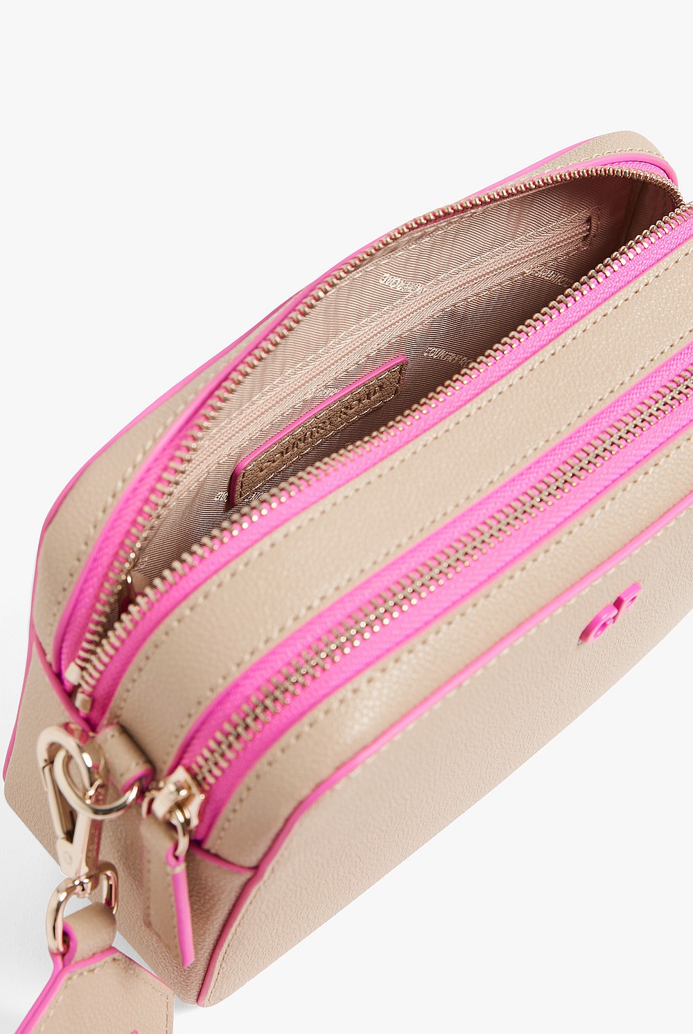 Contrast Camera Bag