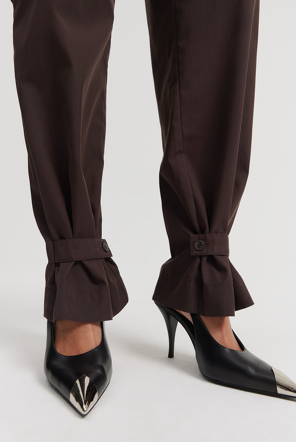 Relaxed Pleat Detail Pant