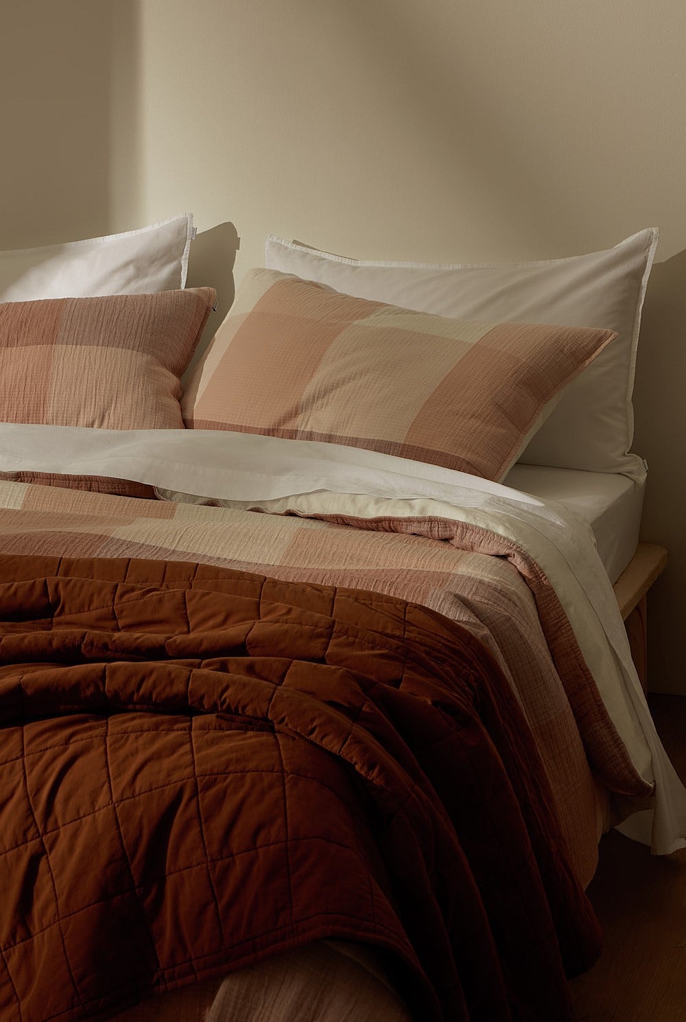 Lucia Pillowcase Pair