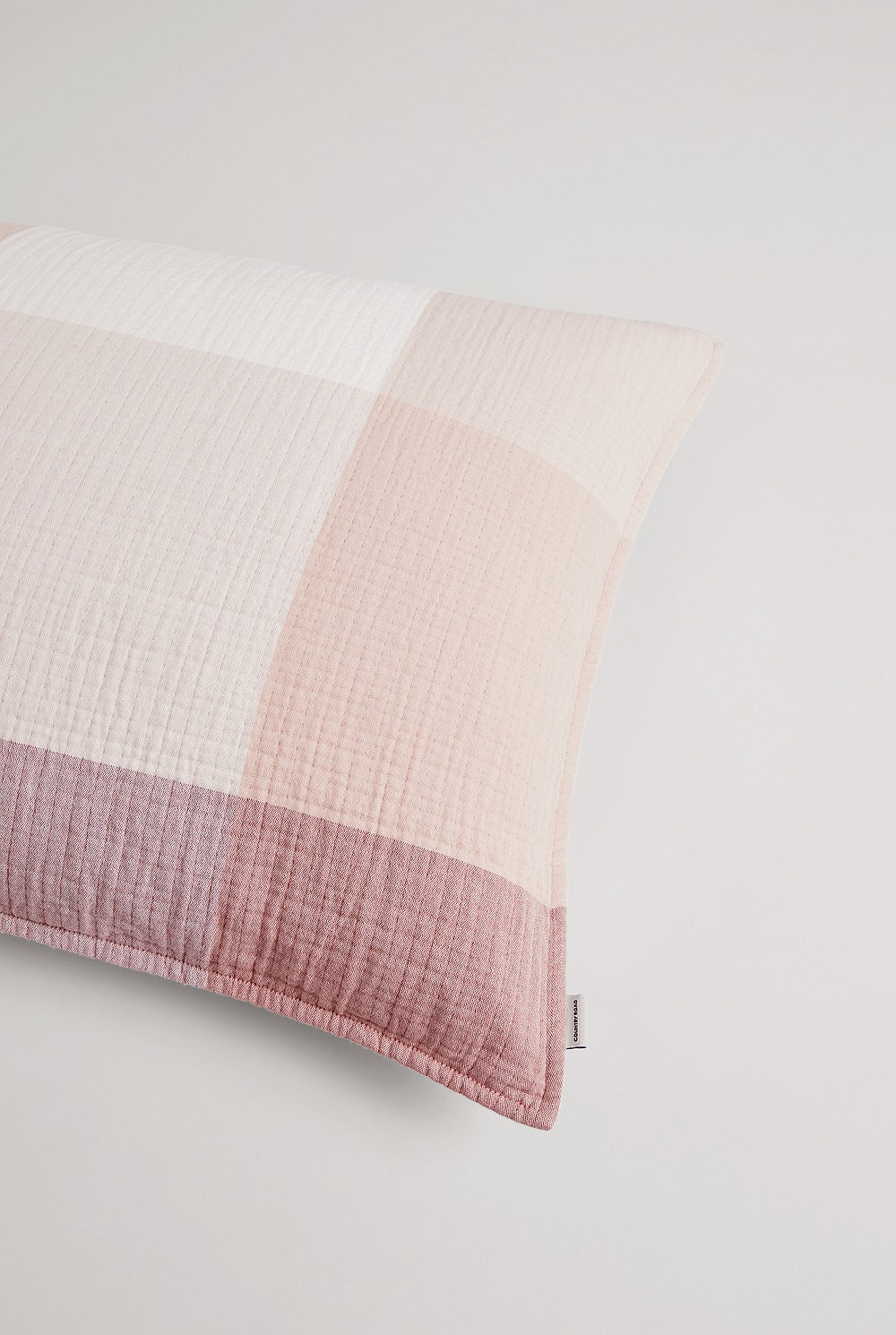 Lucia Pillowcase Pair