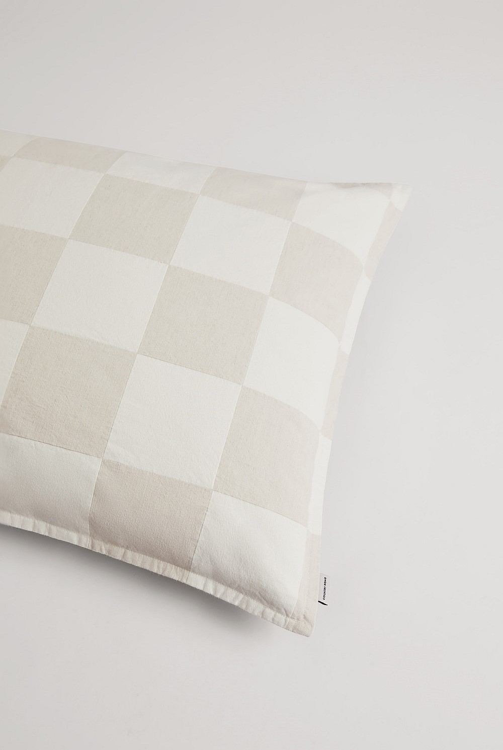 Alia Standard Pillowcase Pair
