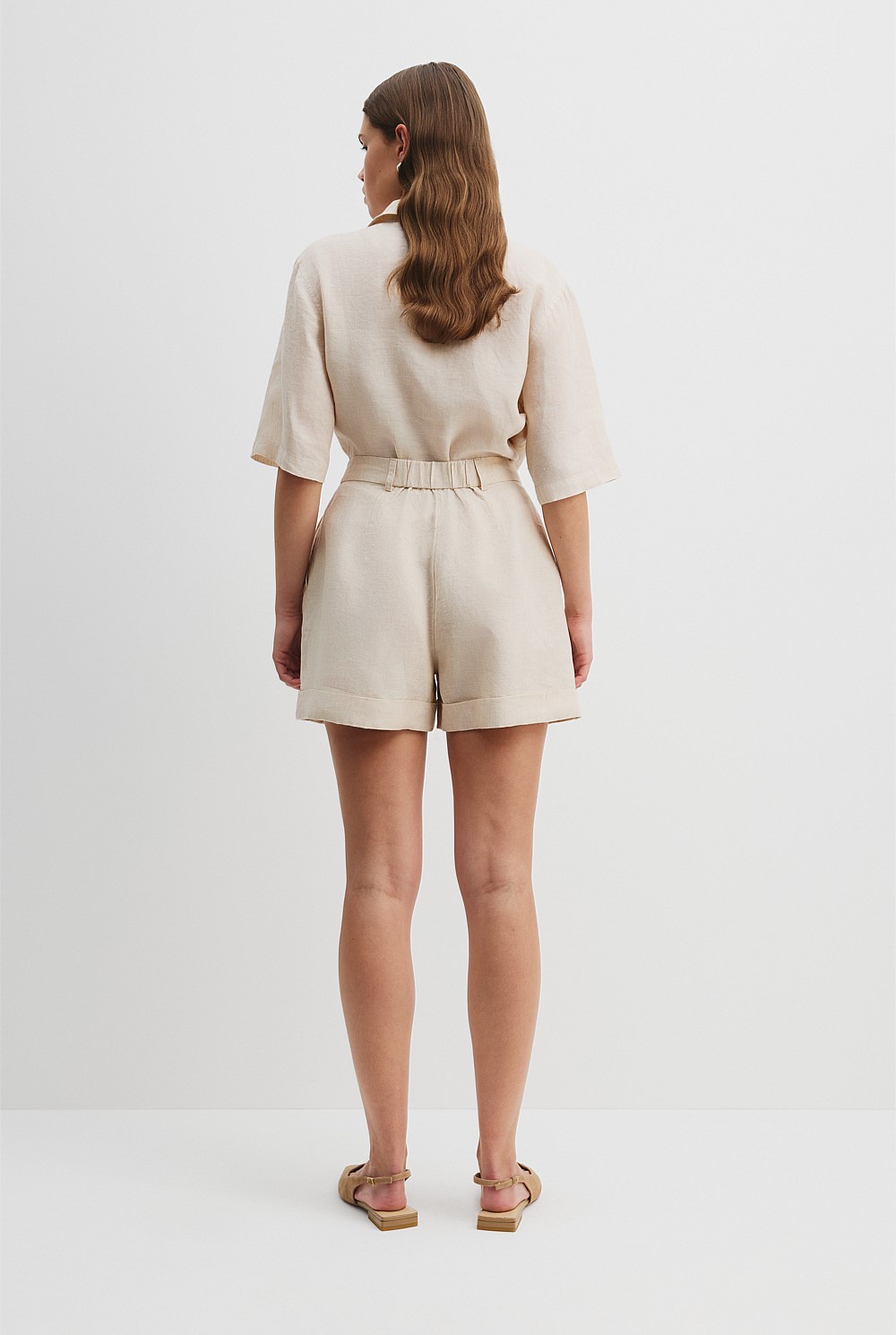 Organically Grown Linen Tuck Front Short