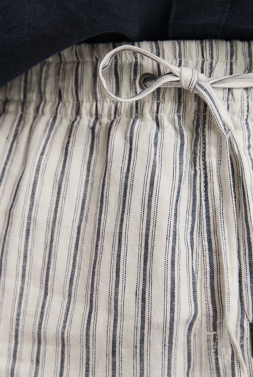 Organically Grown Linen Stripe Drawcord Short