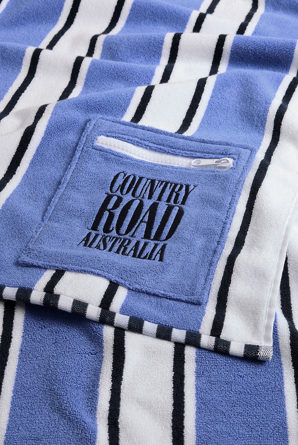 Harry Pocket Cotton Beach Towel