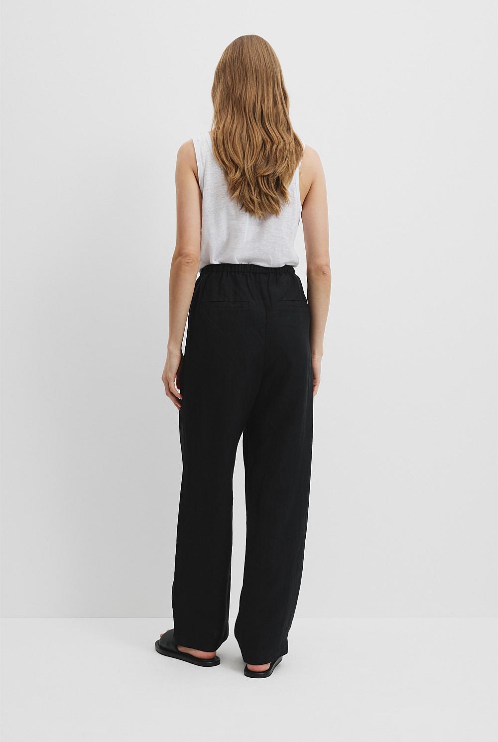 Organically Grown Linen Pull-On Pant