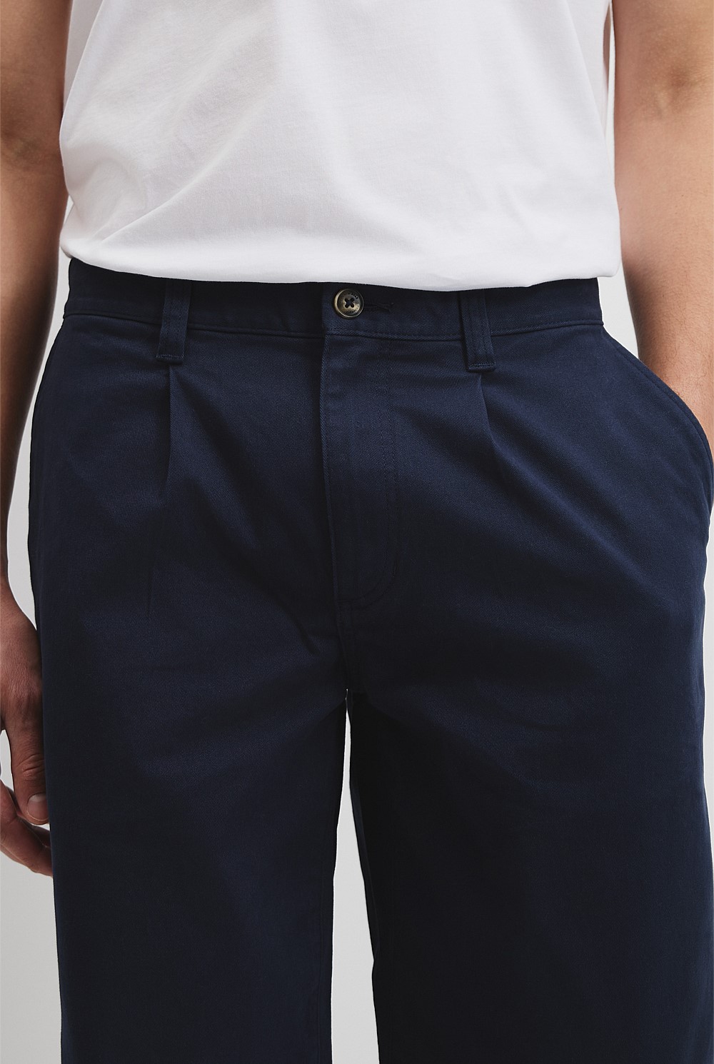 Relaxed Fit Twill Pant