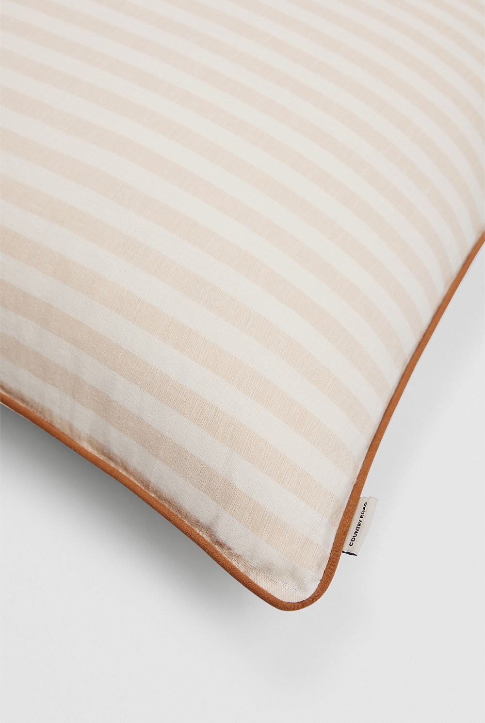 Leo Standard Pillowcase Pair