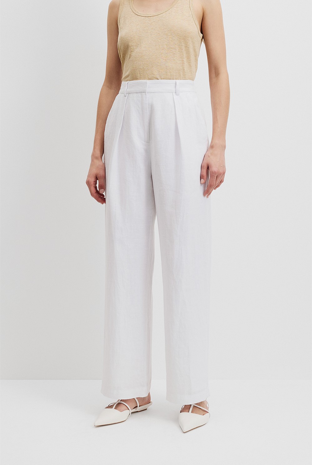 Organically Grown Linen Tuck Front Pant