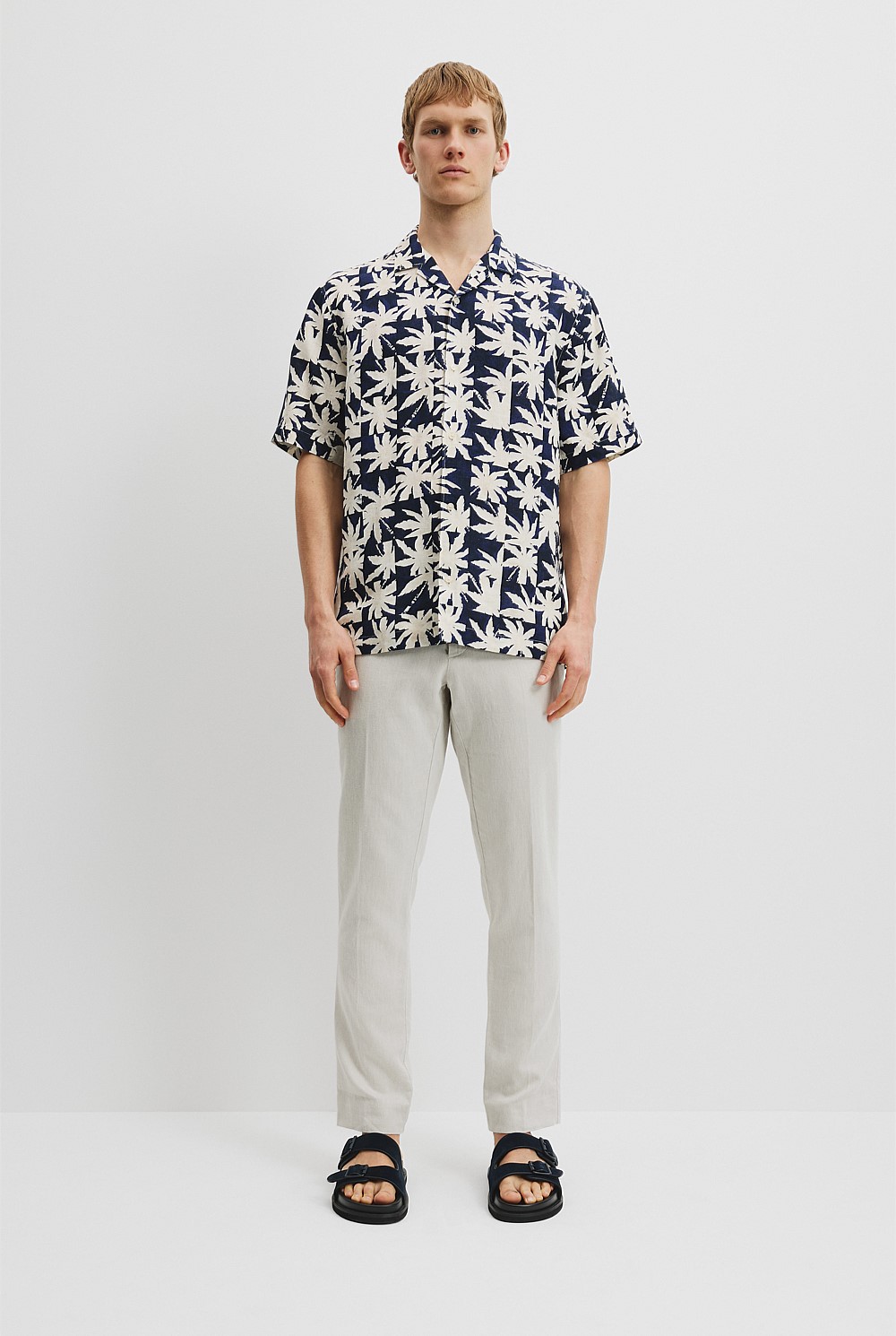 Organically Grown Linen Short Sleeve Palm Tile Print Shirt