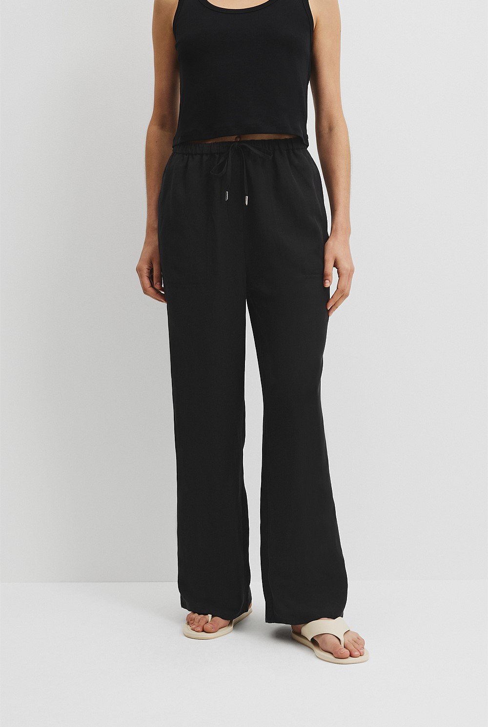 Relaxed Pull-On Pant