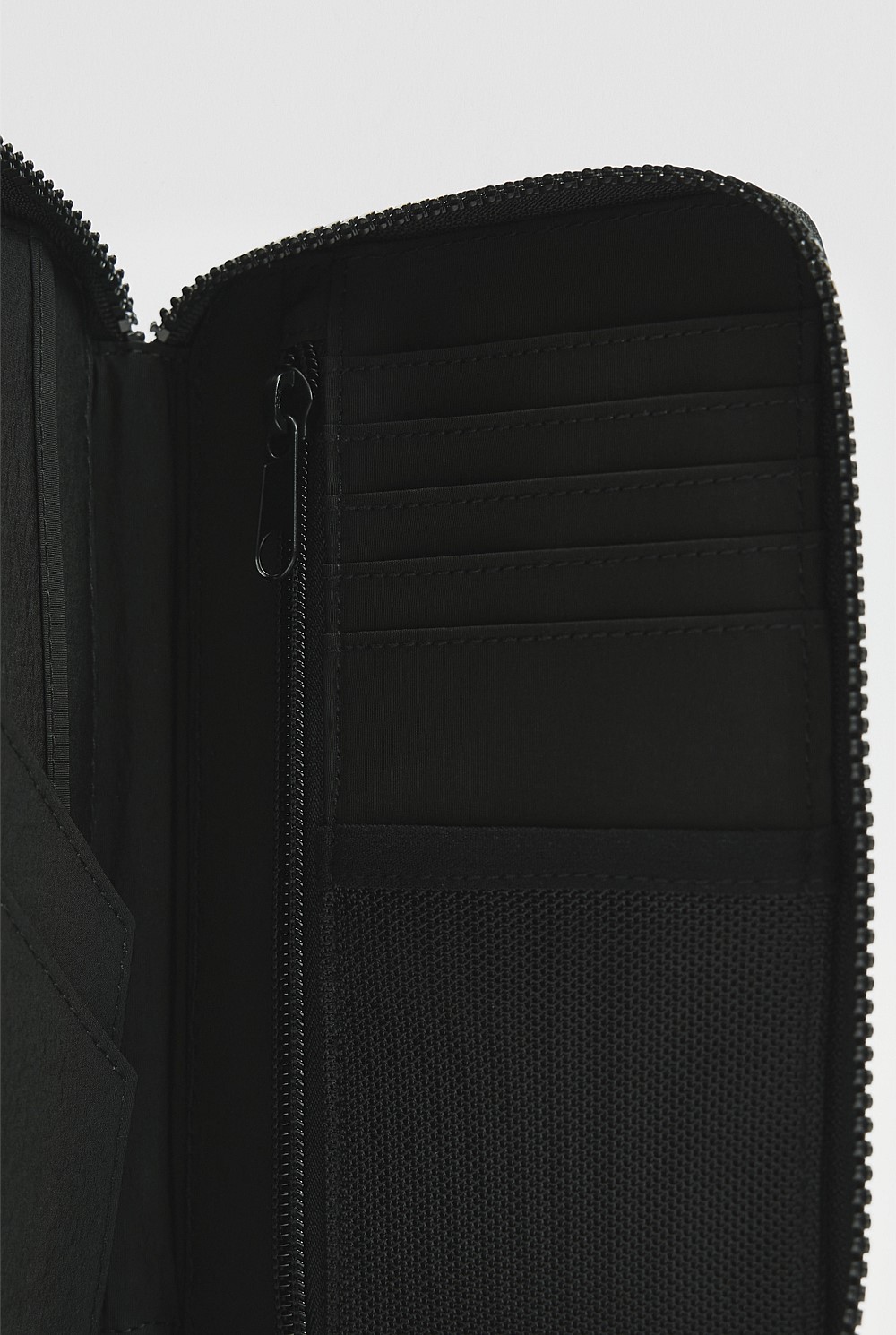 Zip Travel Wallet