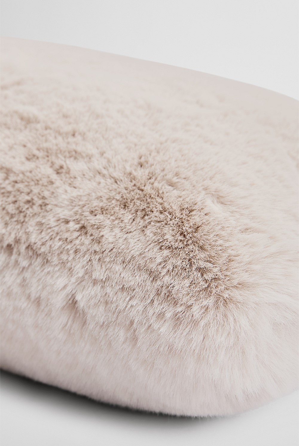Hailey 40x80 Cushion