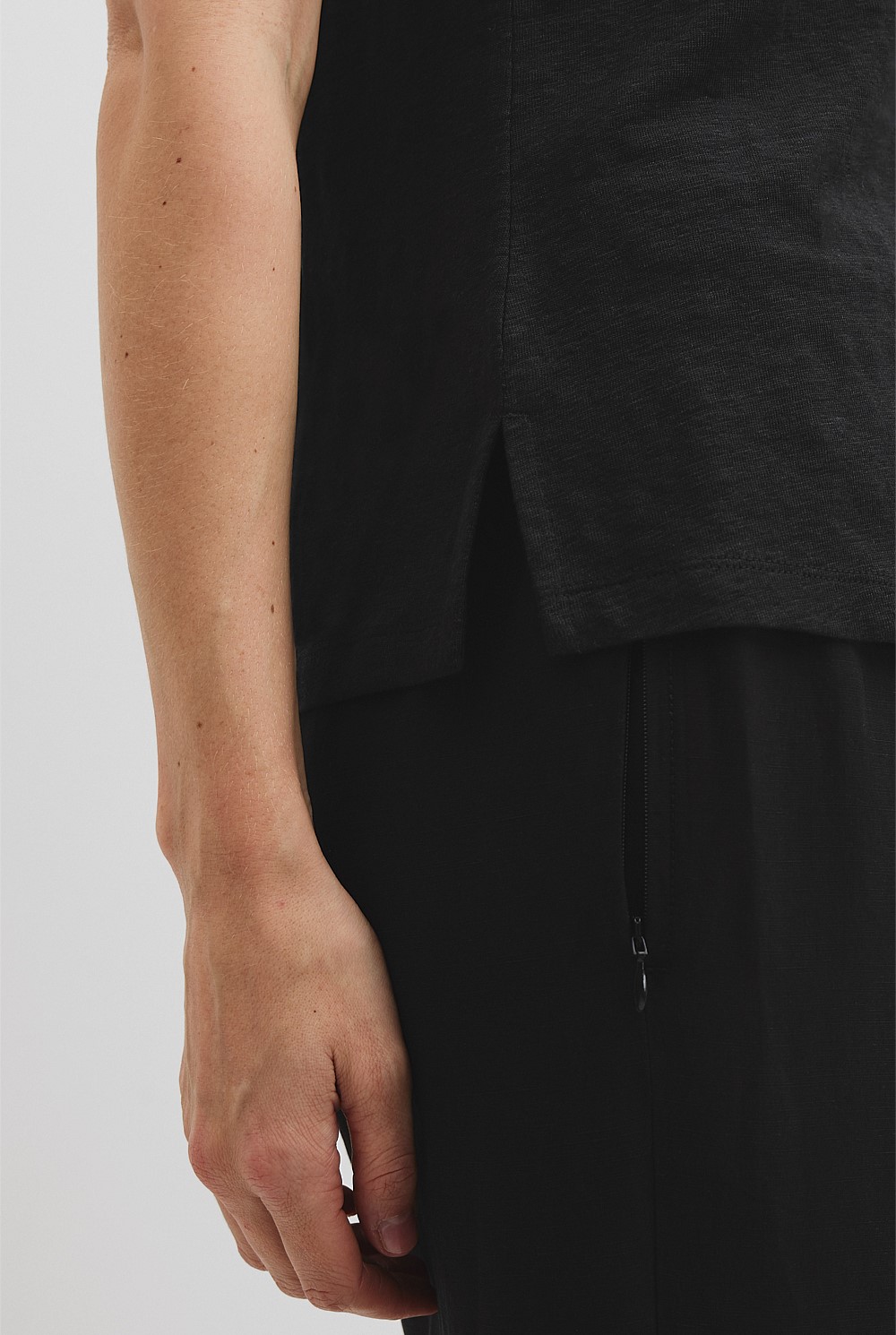 Linen Scoop Neck Tank