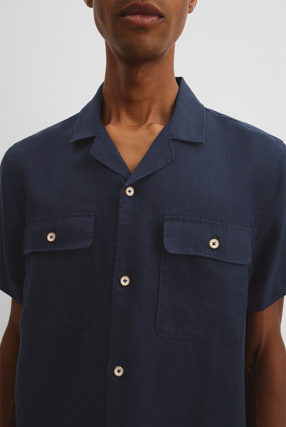 Double Pocket Textured Linen Short Sleeve Shirt
