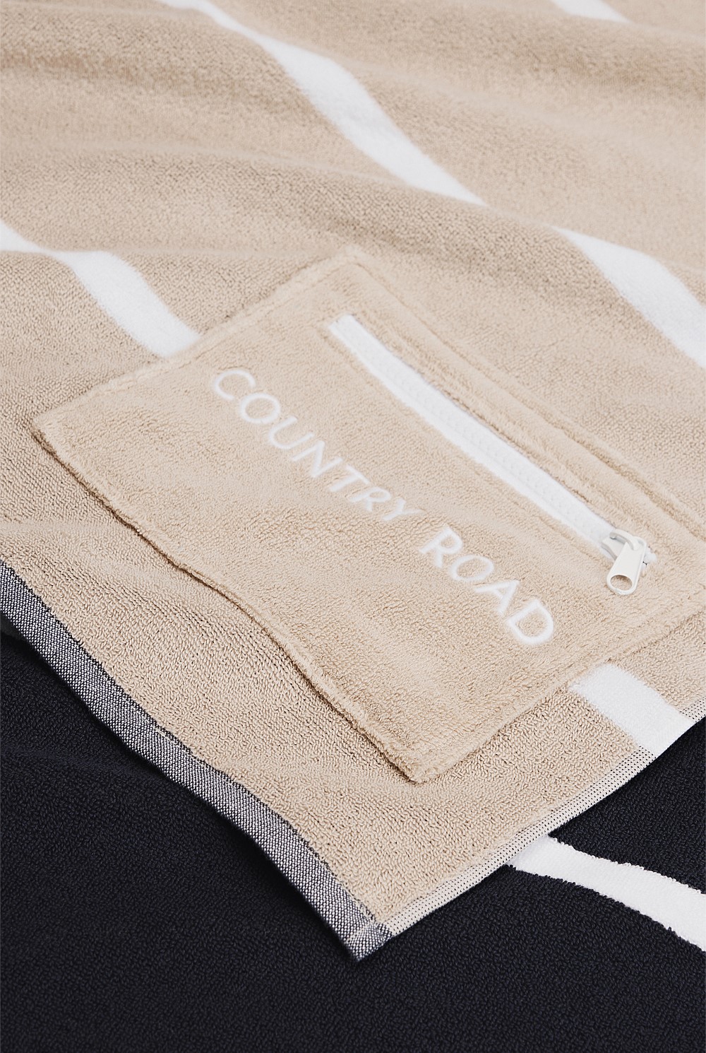 Esta Australian Cotton Pocket Beach Towel