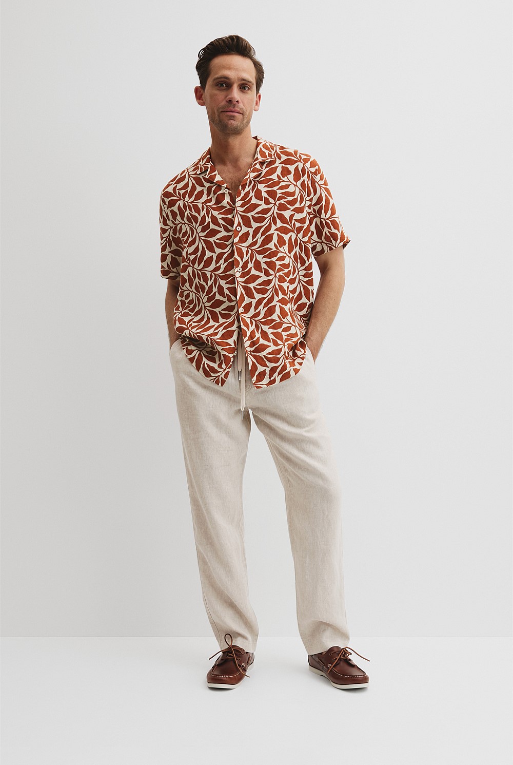Linen Leaf Print Short Sleeve Shirt
