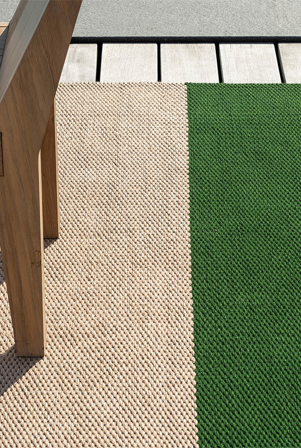 Deck Spring Green Outdoor Rug 280x200cm