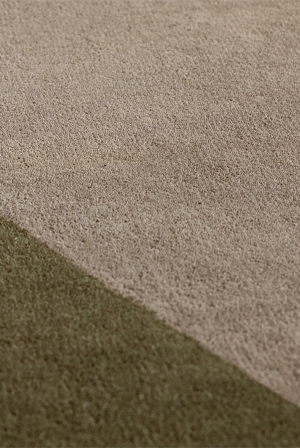 Element Moore Moss Rug 184x140cm