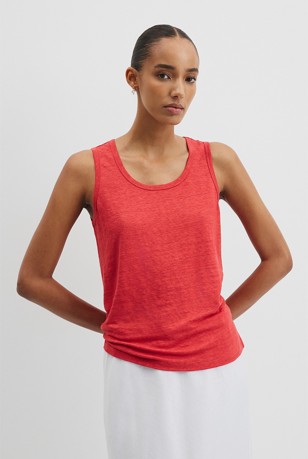 Linen Scoop Neck Tank