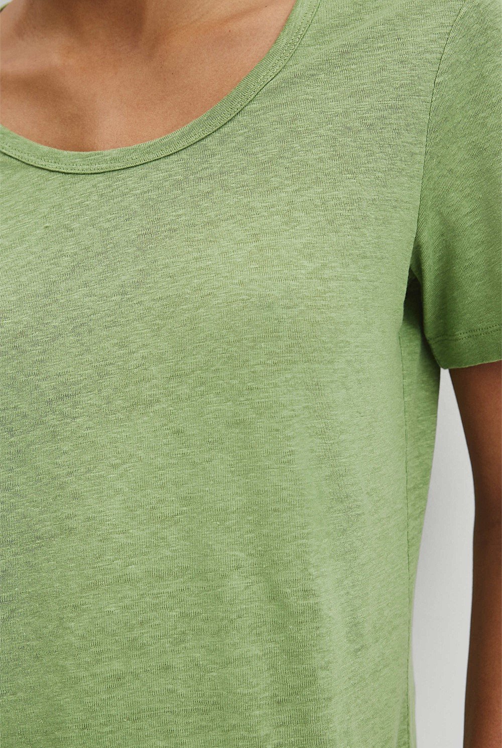 Linen Scoop Neck T-Shirt
