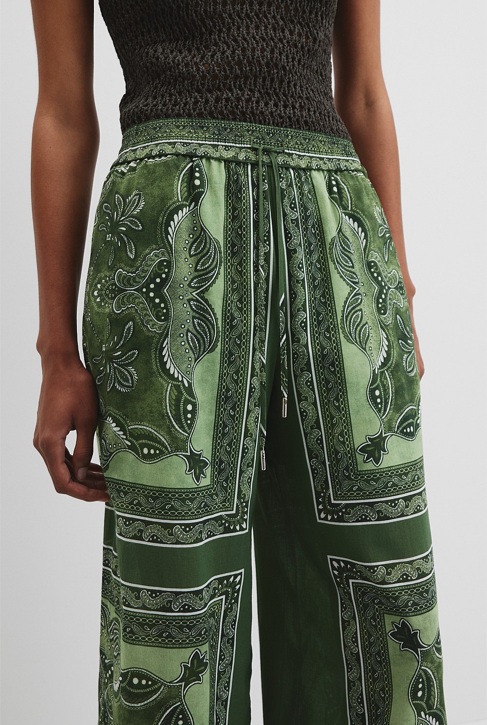 Organically Grown Cotton Scarf Print Pull-On Pant