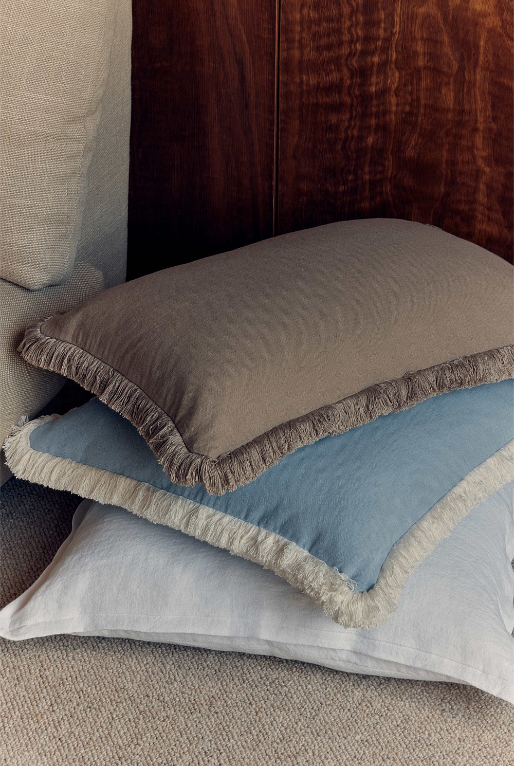 Amira 50x50 Cushion