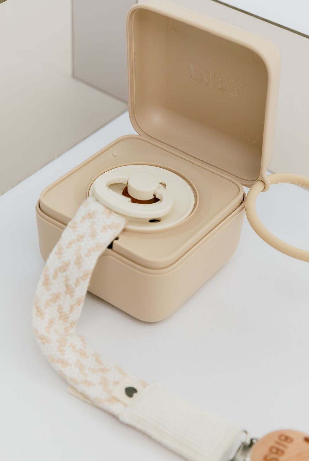 Pacifier Clip - Blush/ivory